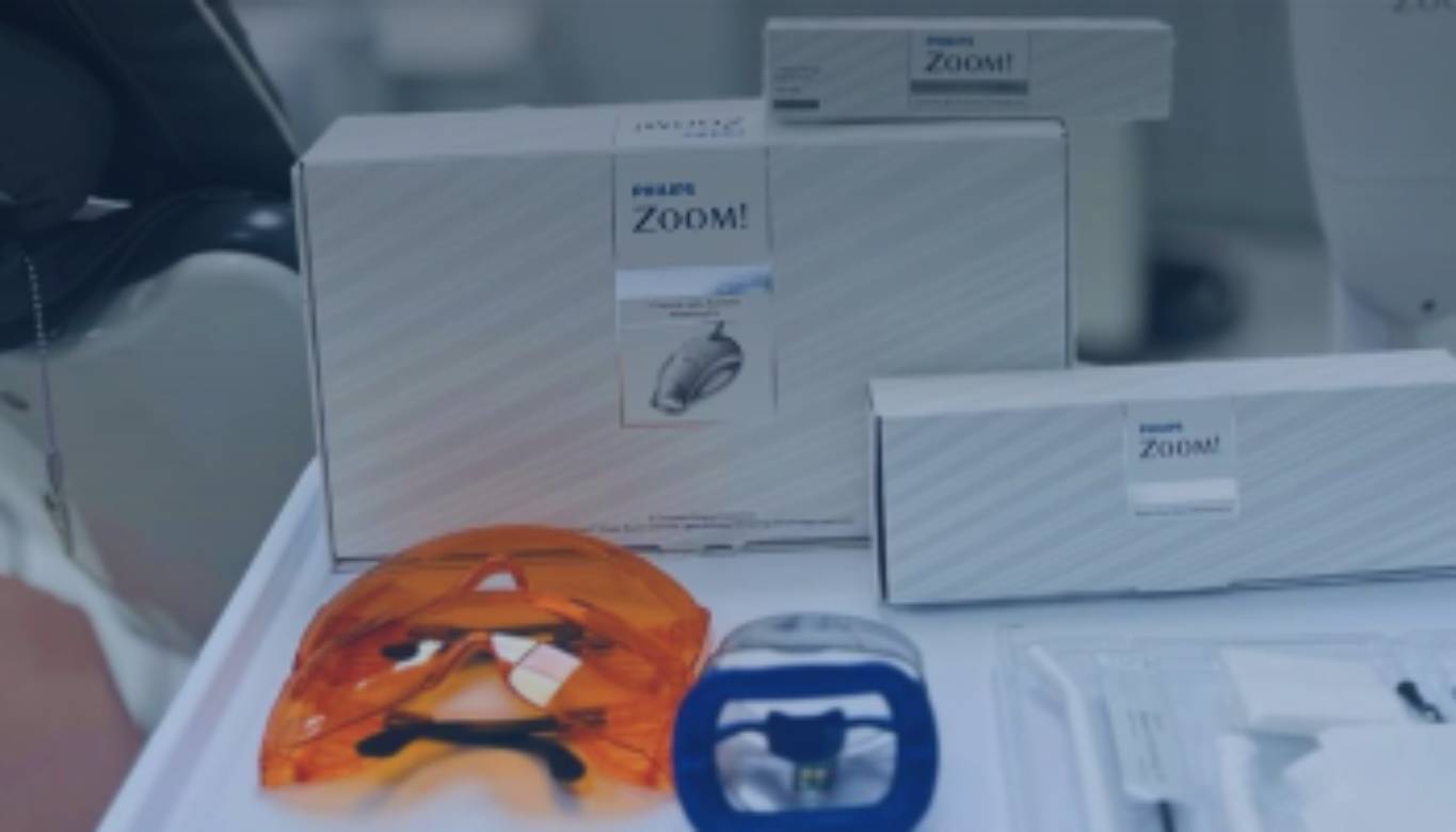 Philips ZOOM! WhiteSpeed – инновационная система отбеливания зубов